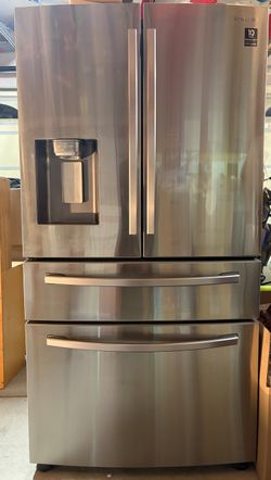 Samsung 4-Door French Door Smart Refrigerator