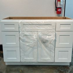 48" Bathroom Vanity $499 (SUN Shaker White)