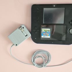 Nintendo 2DS With Super Mario Bros