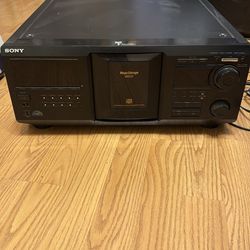 Sony 400 Disc CD player w/keyboard