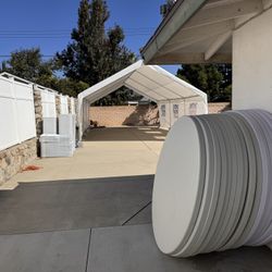 Round Tables Resin Chairs Canopy/ Sillas De Resin Mesas Redondas Tarpas