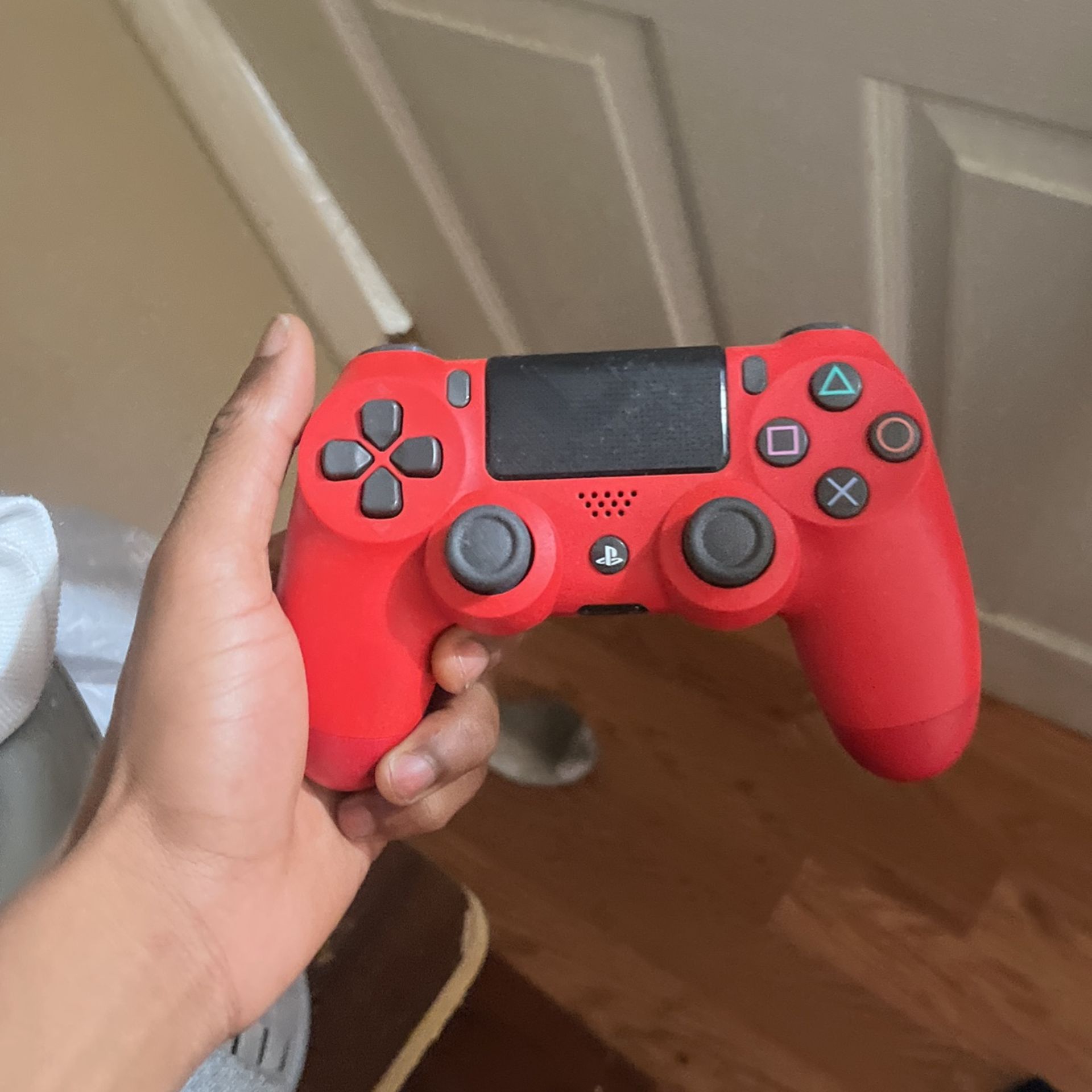 PS4 Controller