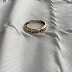 Gold Wedding Ring 