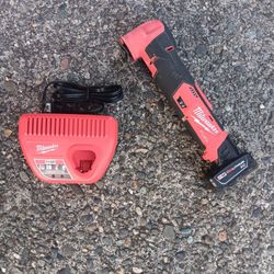 Milwaukee 2526 M12 Oscillating Multi-Tool with Bat & Charg Vgood Condition. Many Other Tools. For Pick Up Fremont Seattle. No Low Ball/Trades Please 