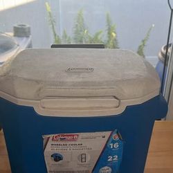 Coleman 16-Quart Wheeled Cooler