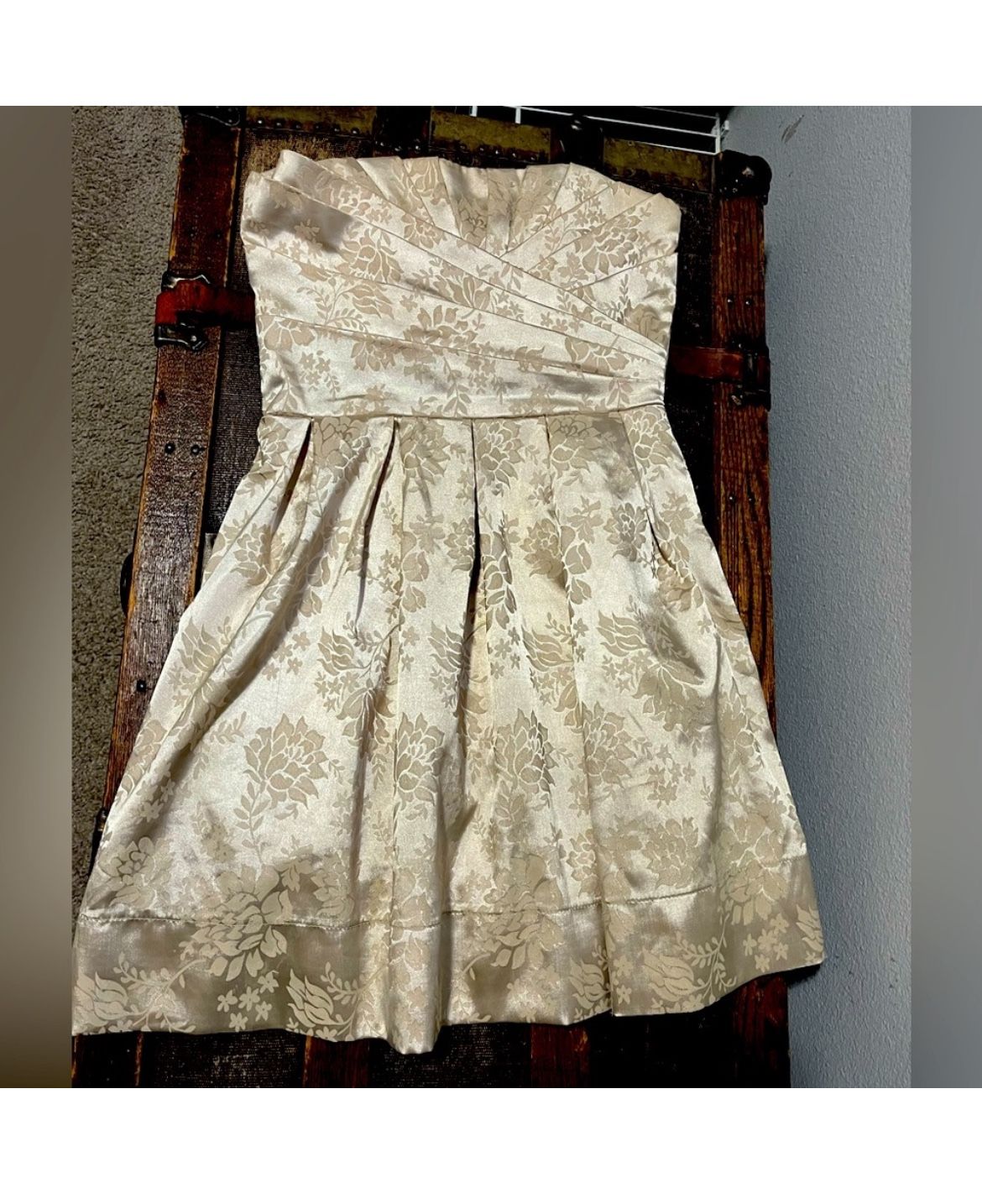 Sweet Gold Minidress 