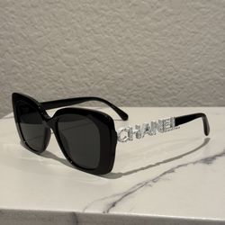 Chanel Black Acetate & Strass Square Frame Logo Sunglasses CH5422B With Case