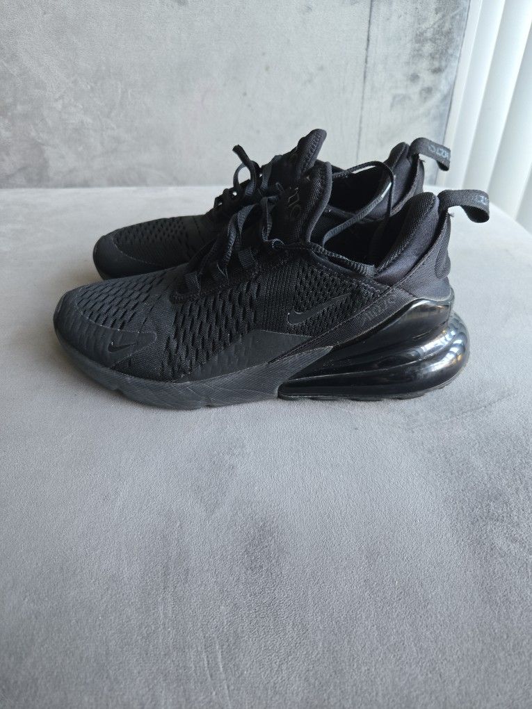 Nike Air Max 270