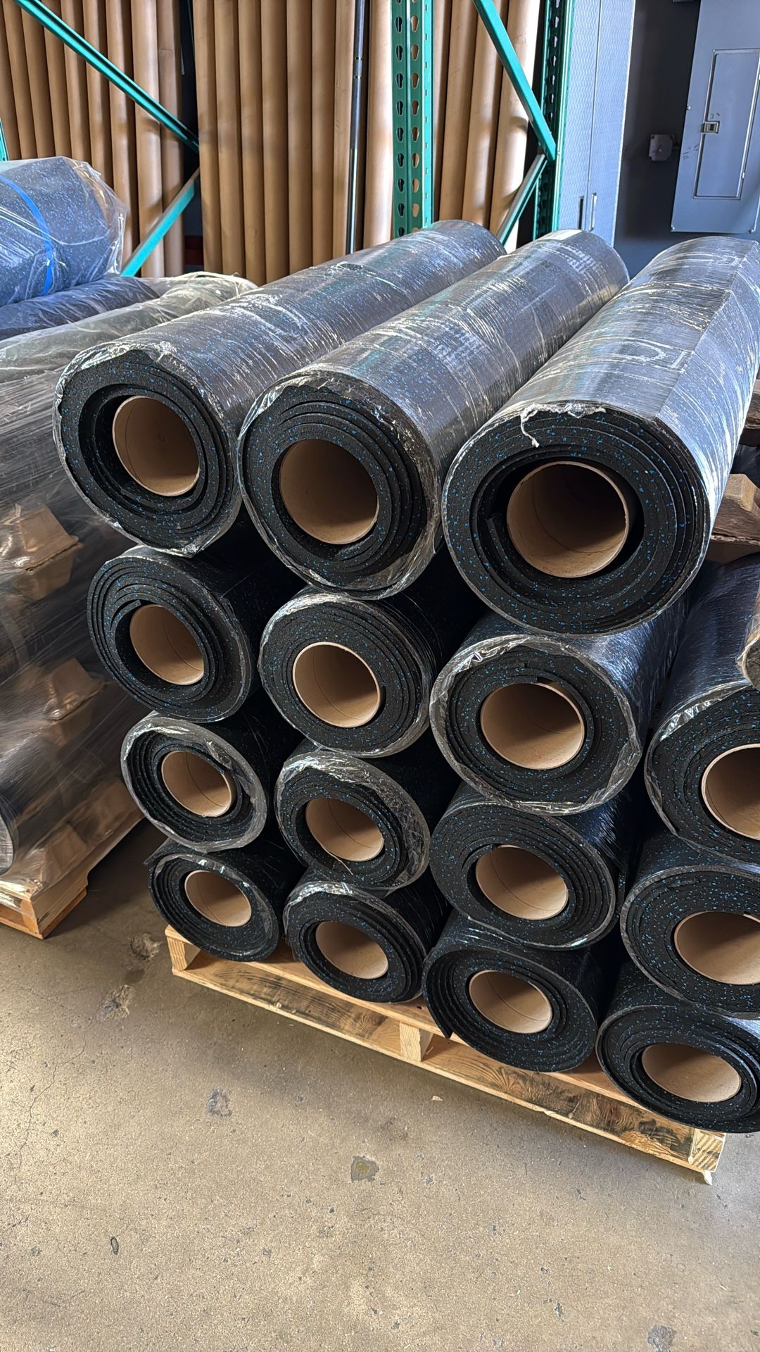 RUBBER FLOORING GYM FLOOR - COMMERCIAL GRADE! Heavy Duty Indestructible, Better Than Horse Stall Mats 