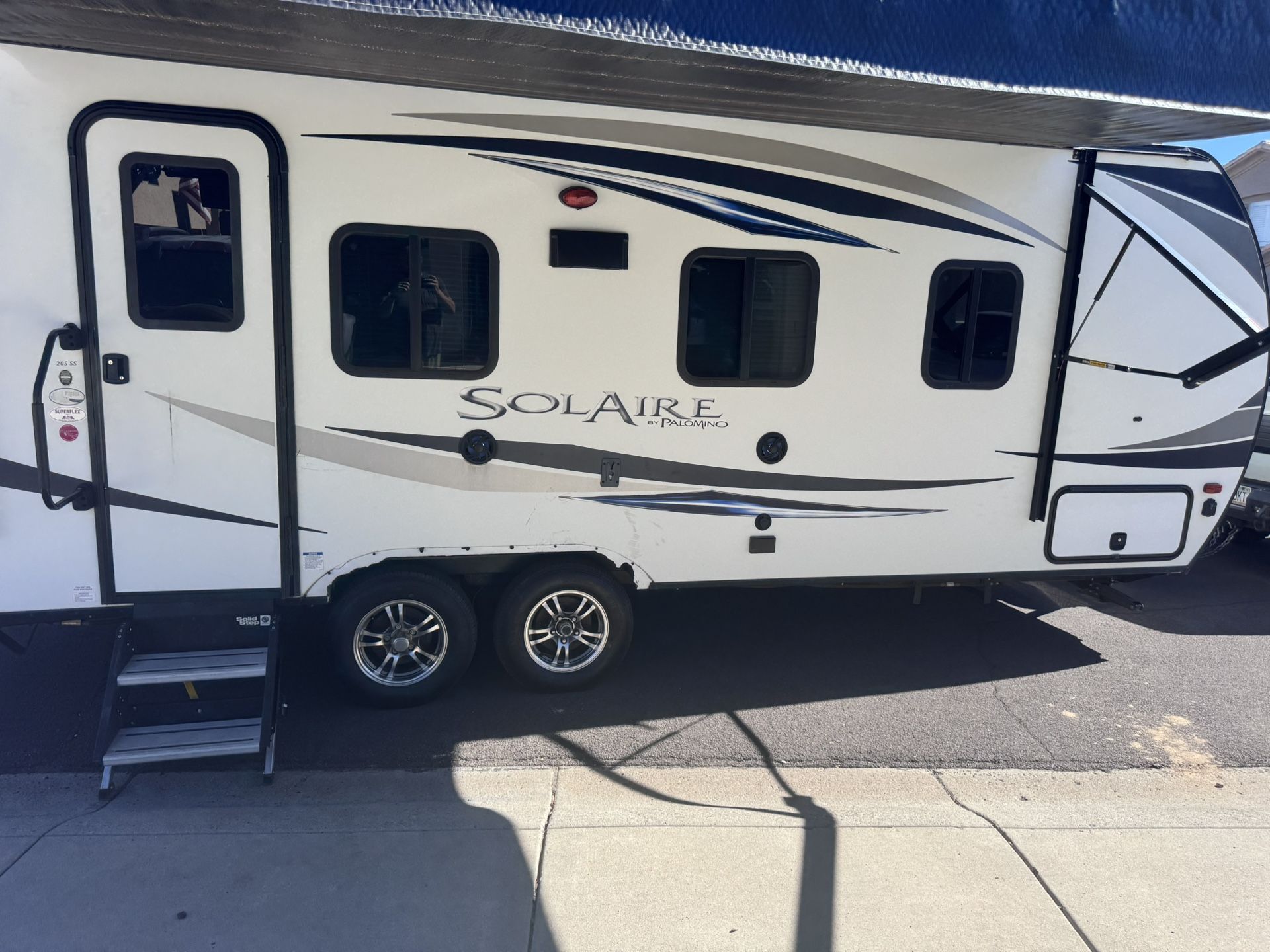 2019 Solaire Palamino