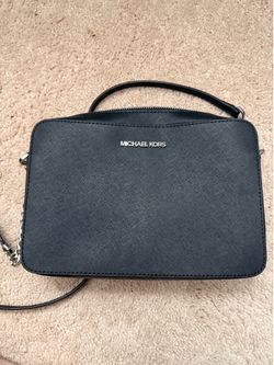 Michael Kors crossbody purse