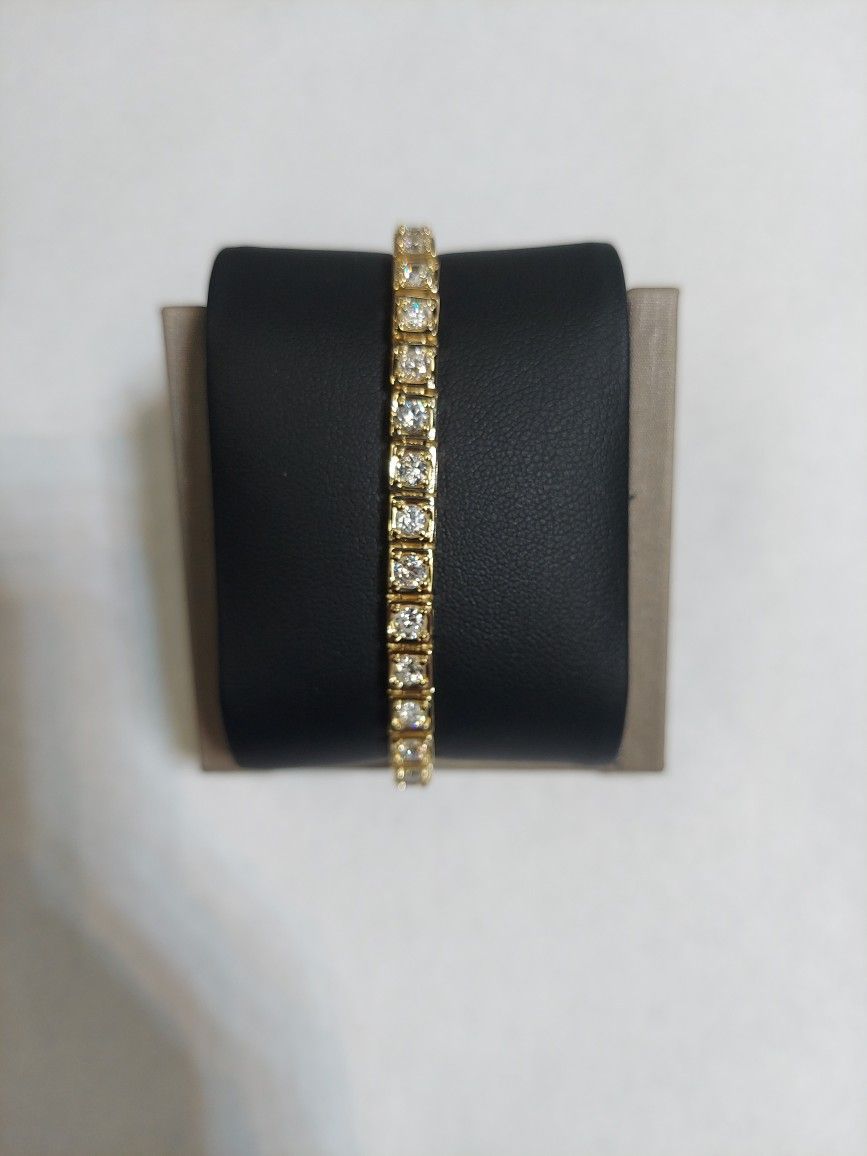 14k 18g 5.61 Carat Diamond Bracelet