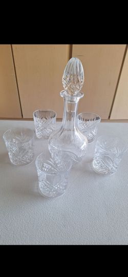 Wine Battle With Glasses