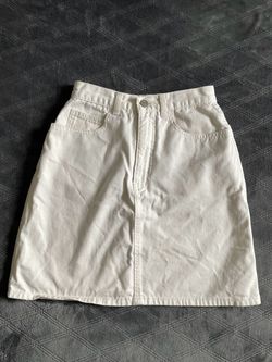 Women’s Size 5 Calvin Klein White Denim Mini Skirt Slim Fit 100% Cotton