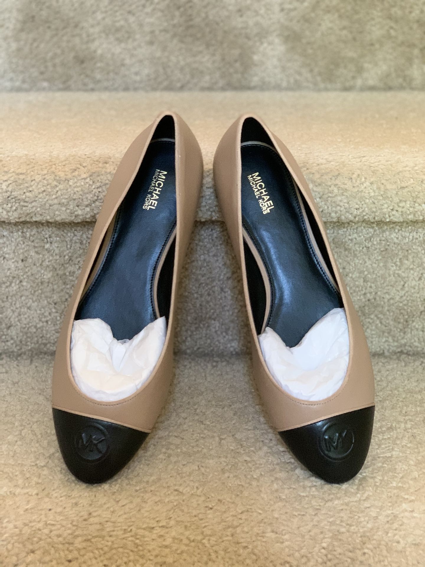 Dylyn ballet flat michael michael kors hot sale