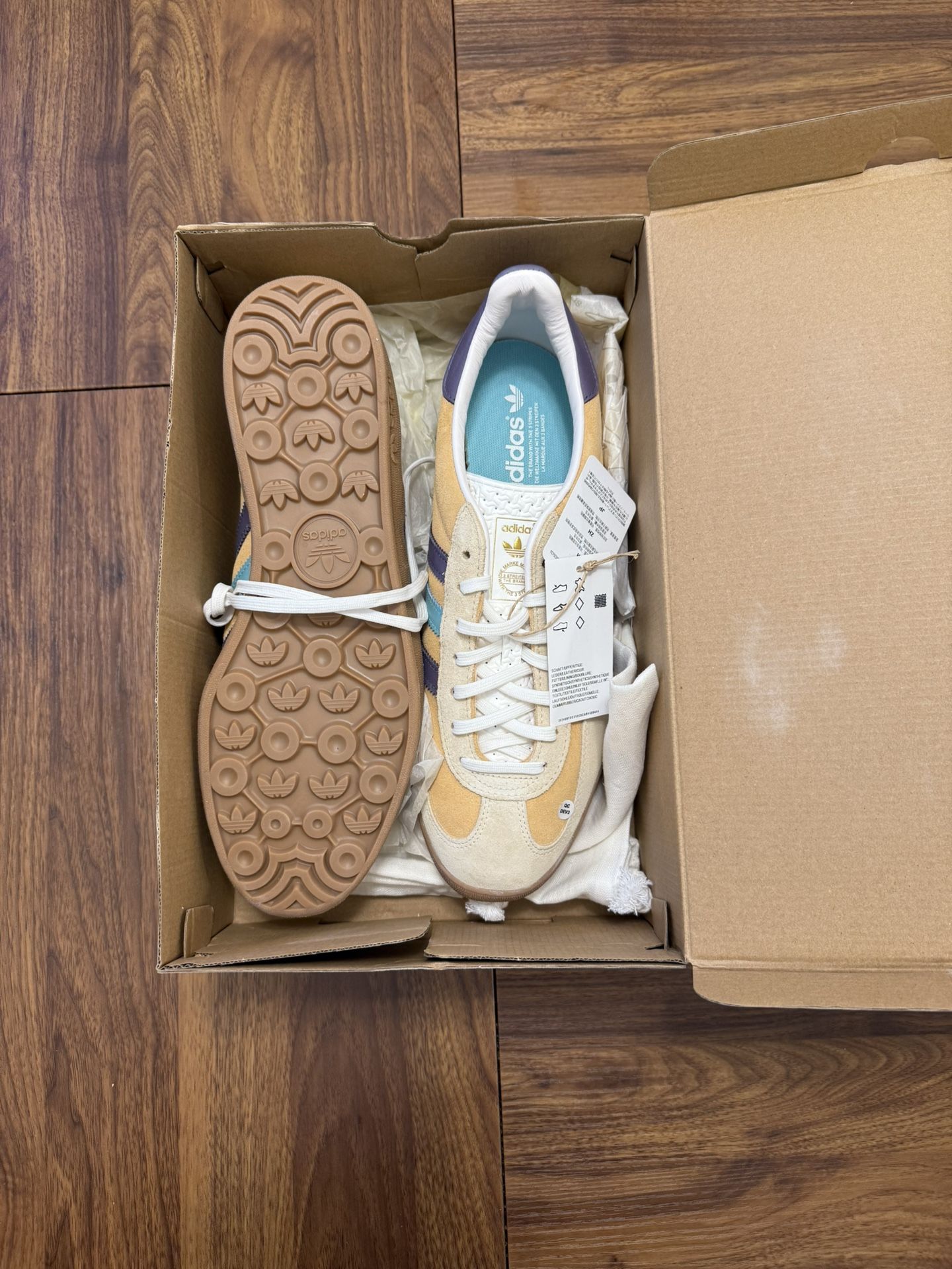 adidas gazelle silver green womens adidas Gazelle AS Roma IH2634