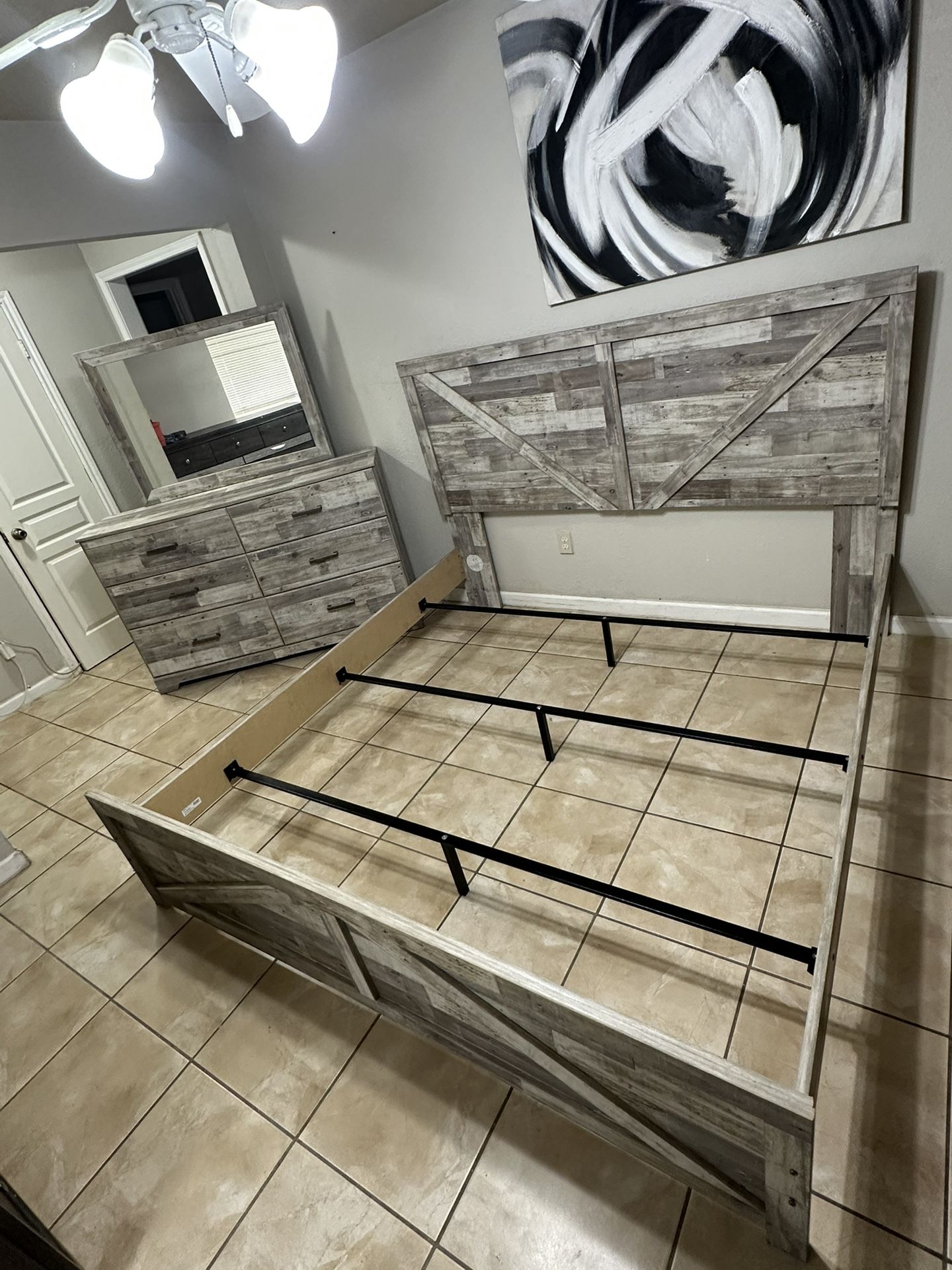 King size bedroom set Ashely’s furniture/ recámara king size