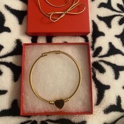 Heart Bracelet Costume Jewelry.. New