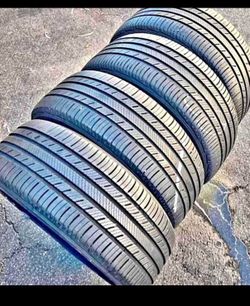 🌀 235 65 R 18 Michelin tires en perfectas condiciones es de Vida