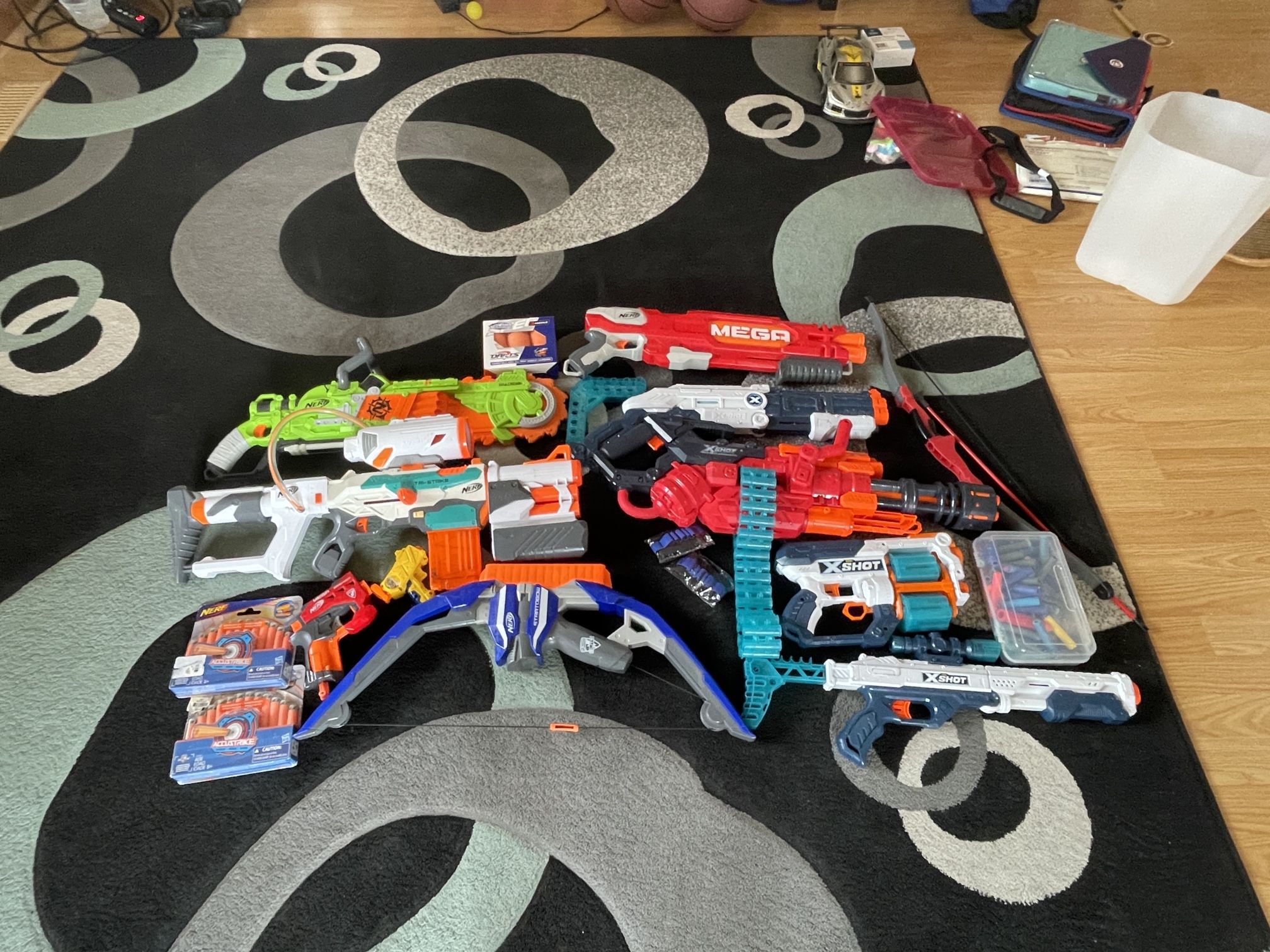 Huge Nerf And Xshot Foam Dart Gun Lot With Bullets