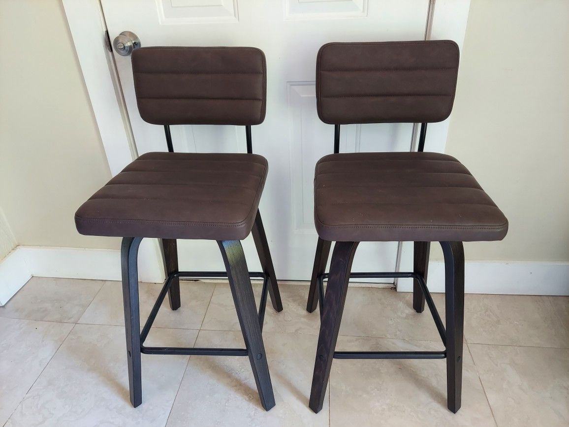 2 Swiveling Bar Stools, Counter-Height