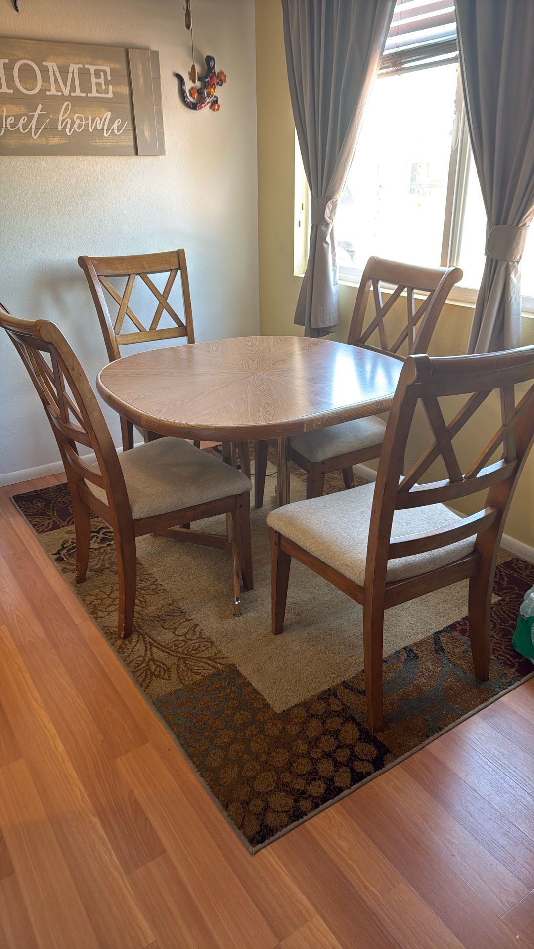 Kitchen Table And Chairs