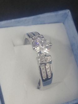 Gorgeous engagement ring