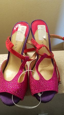Never worn pink red purple heels