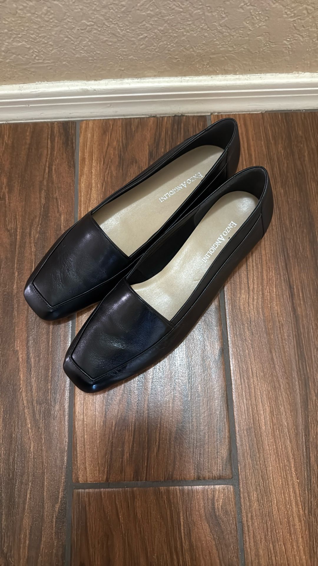 Black Leather Flat