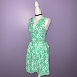 Buttons Green and White Patterned Dress