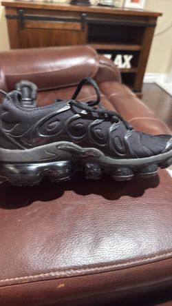 Nike air, Max 270 size, 7 used two or three times comes with box