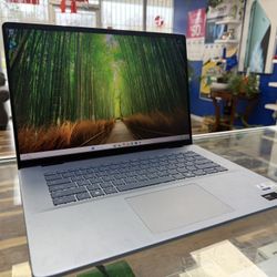 Dell Inspiron 16 Plus 7640 16”
