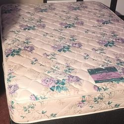 Full Size Mattress Set