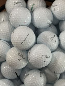 Titleist Prov1 And Prov1x AVX ( White Or Yellow)