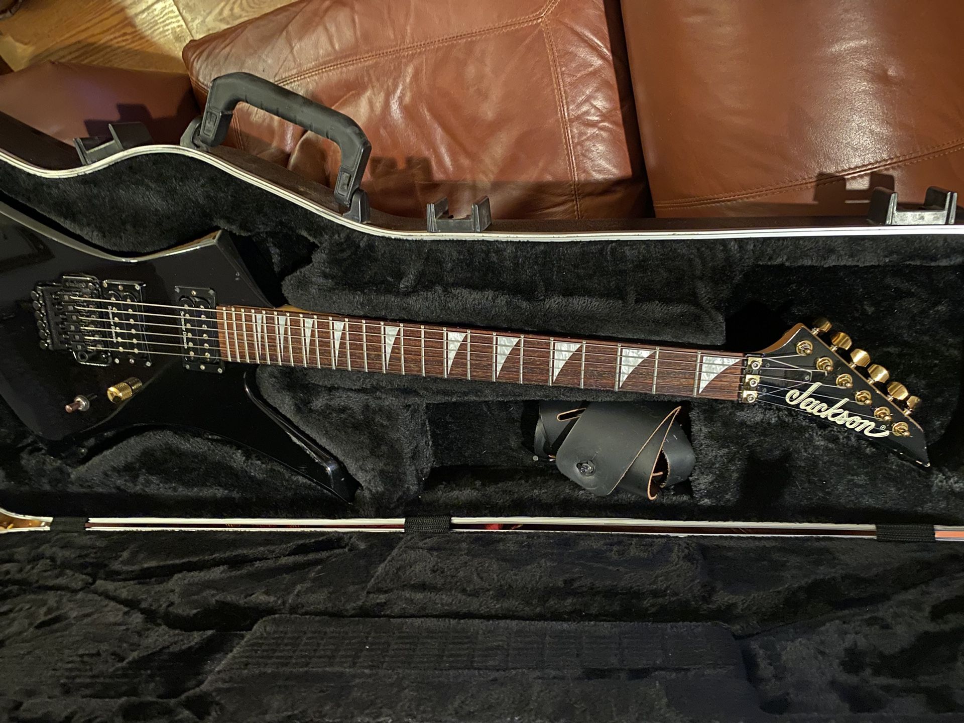 Rare Jackson KSXT Kelly Star w/ Case 2001 Black
