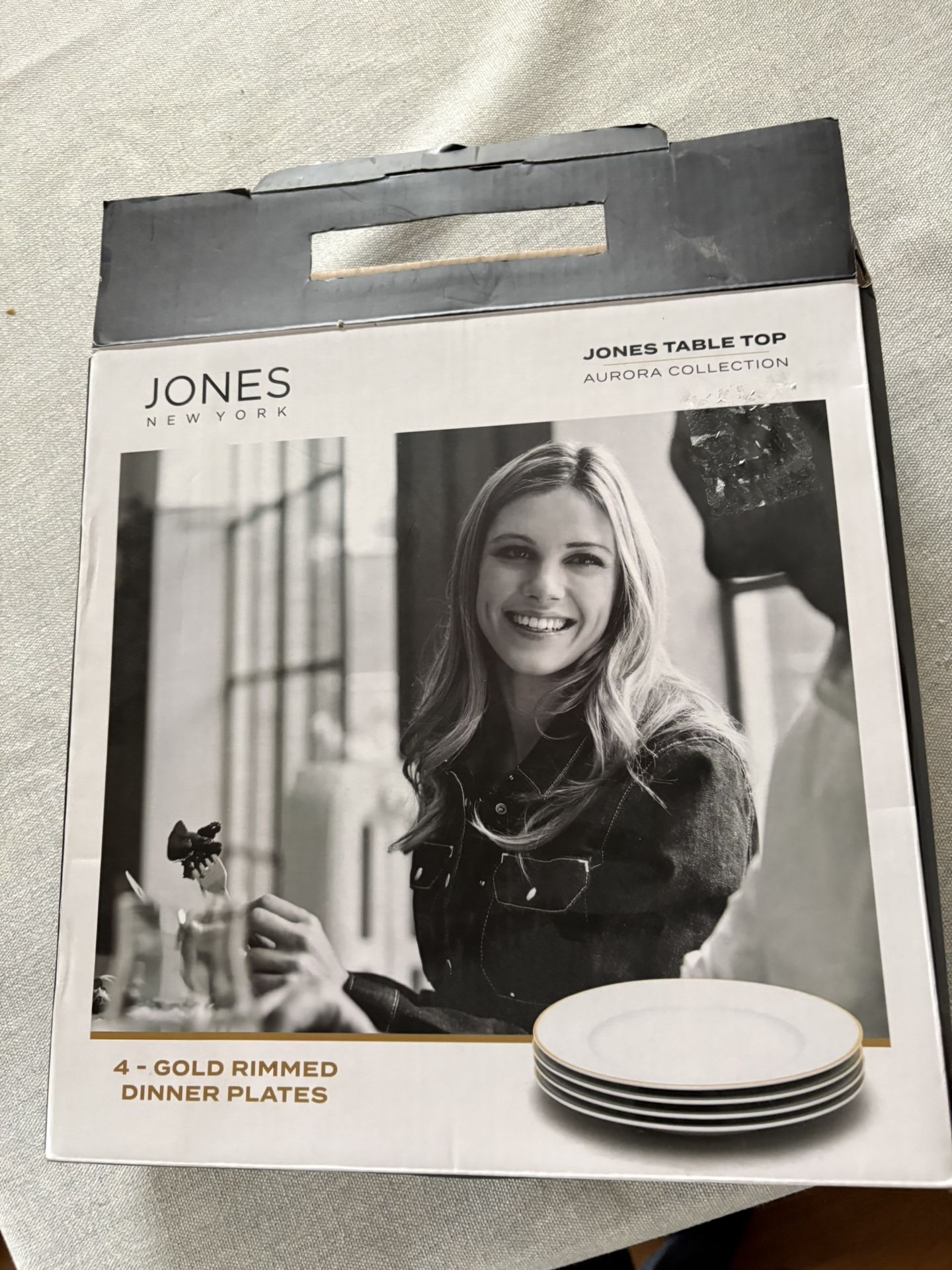 set of four Jones New York Aurora Collection gold-rimmed dinner plates