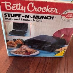 Betty Crocker stuff and munch
