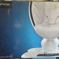 4 Moms Mamaroo 