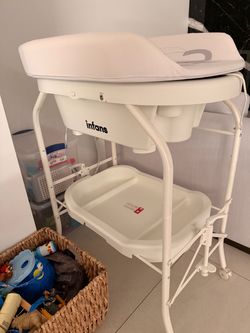 Baby changing table bath