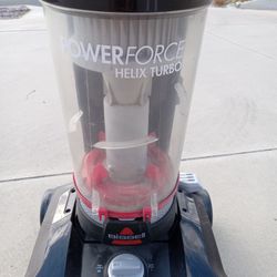 Bissell Turbo Vacuum Cleaner 