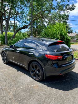 2016 Infiniti Qx70