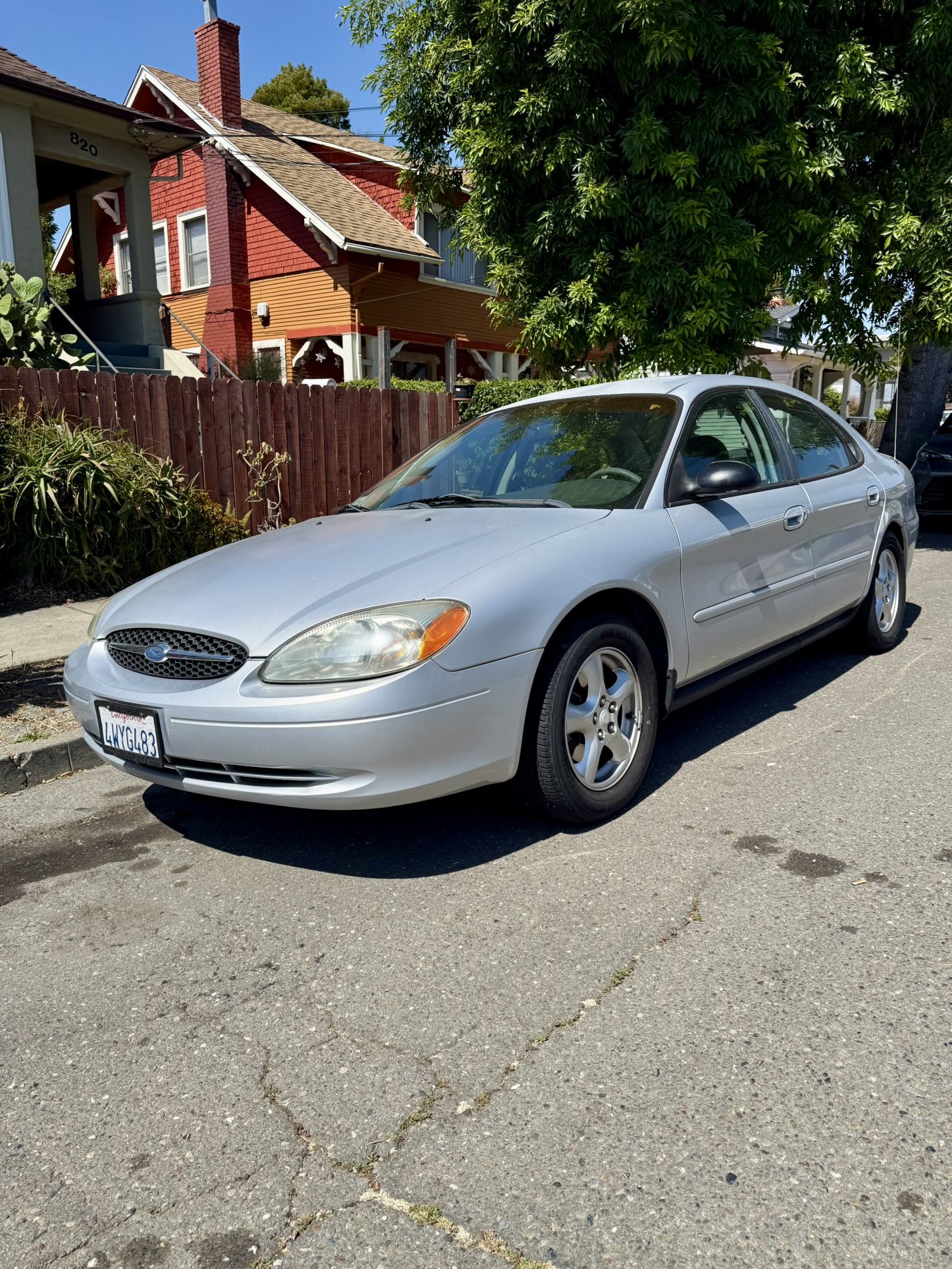 2002 Ford Taurus