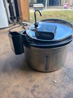 Wireless stainless steel pet water bowl