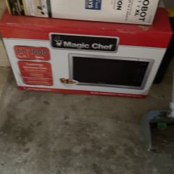 Magic Chef Microwave 