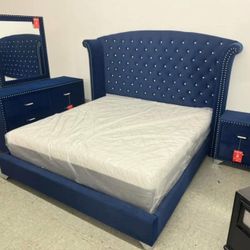CAMA AZUL - BLUE UPHOLSTERED BED W/ DIAMONDS 😍