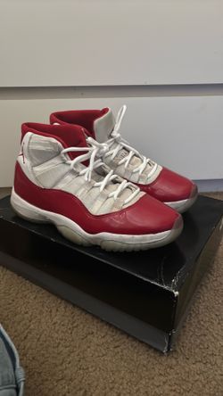 Jordan 11 size 8
