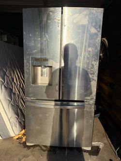 Kenwood fridge
