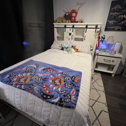 Bedroom Set 