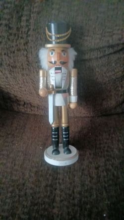 2016 Wooden Nutcracker Soldier Figurine