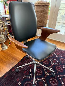 Office desk chair